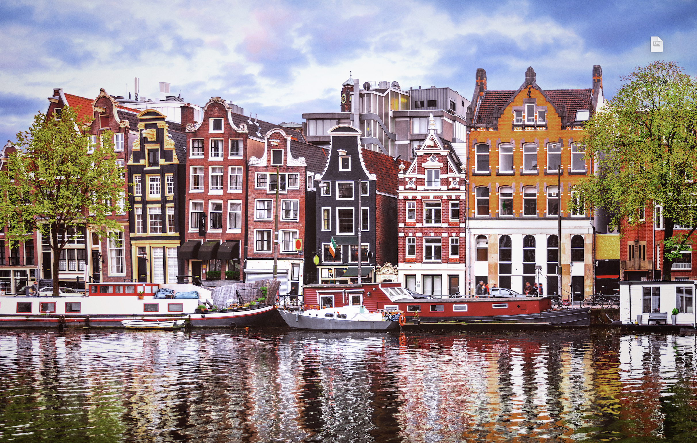 City Escapes: Dutch & Belgian Waterways